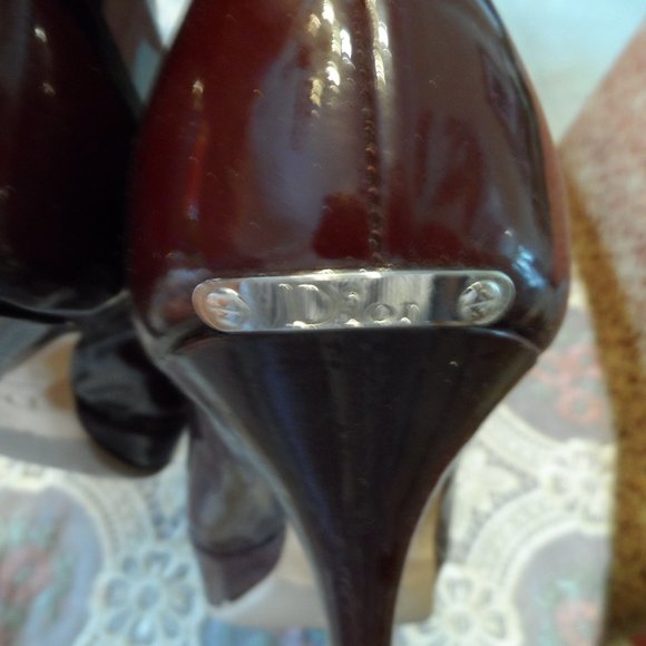 Christian Dior Dark Burgundy Patent Leather Peep Toe Pumps Size 7.5M - Picture 9 of 15